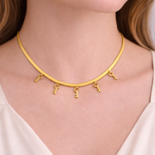 Colar Dourado com Pingentes de Chave em Aço Inoxidável Romanely