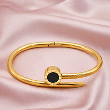 Bracelet Prego Dourada Numeração Romana em Aço Inoxidável Romanely