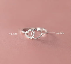 Anel Coração Entrelaçado Ajustável em Prata 925 com Zircónias Romanely