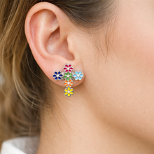 Brincos Prateados Cruz de Flores em Aço Inoxidável Romanely