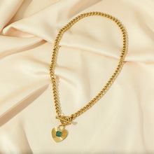 Conjunto Dourado Coração Verde em Aço Inoxidável