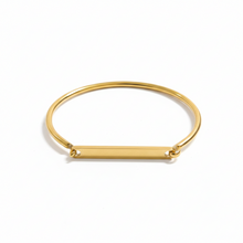 Bracelet Dourada Bangle com Placa em Aço Inoxidável Romanely
