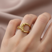 Anel Ajustável Dourado Ruched em Aço Inoxidável Romanely