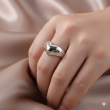 Anel Ajustável Prateado Coração em Aço Inoxidável Romanely