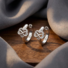 Brincos de Prata S925 Coração Infinito com Zircônias Argola Delicada Romanely